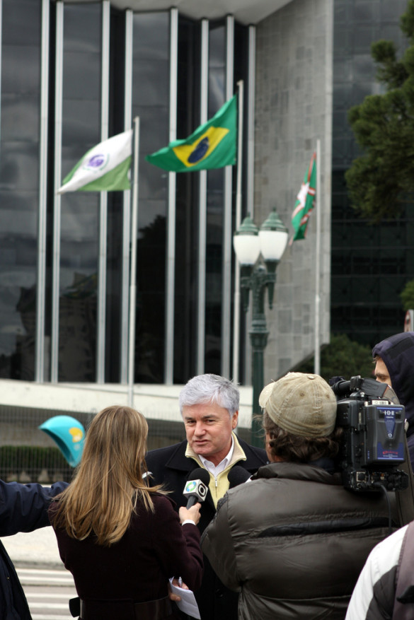 Delegado ouve presidente da Assembleia sobre as ameaças de morte por cartas anônimas