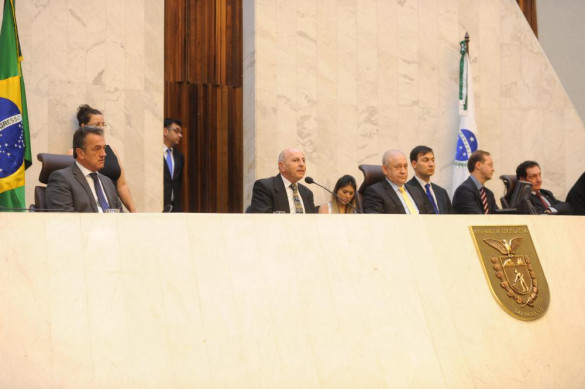 Giacoia se despede e apresenta seus agradecimentos à boa convivência com o Poder Legislativo