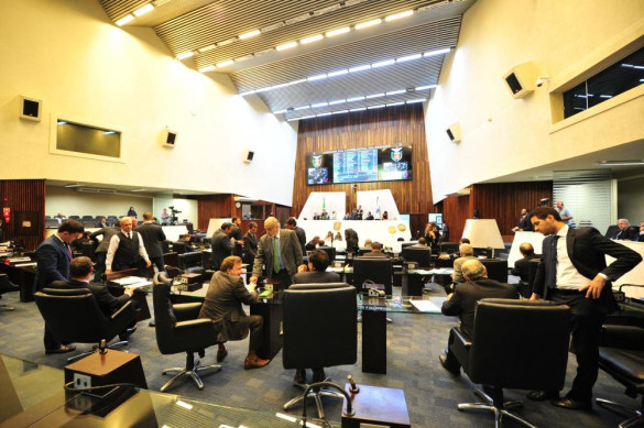 Criação do Fundo de Aval Garantidor das micro e pequenas empresas é aprovado e segue para sanção do Executivo