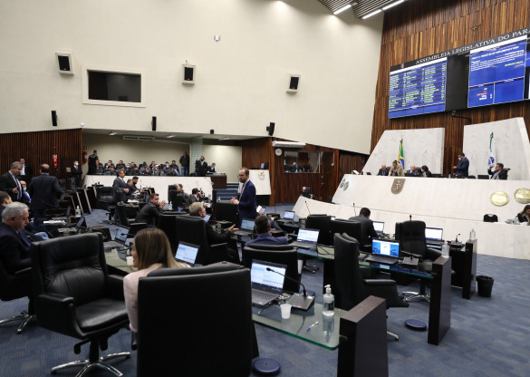 Assembleia aprova projeto que promove carreiras no Ensino Superior do Paraná