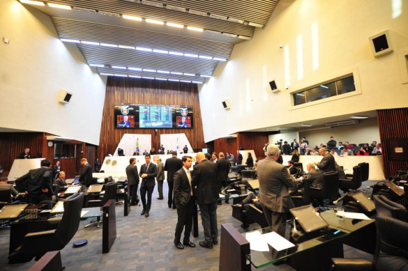 Realização do censo quadrienal das pessoas com autismo em todo estado é aprovada na Assembleia