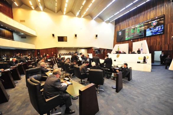 Projeto que beneficia pacientes com aparelhos de sobrevida é aprovado em segunda votação