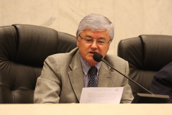 Mesa Executiva Apresentará Projeto Para Disciplinar Questão dos Efetivos Sem Função