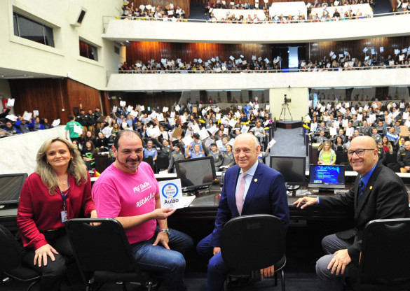 Estudantes podem se preparar para o Enem com vídeo aulas disponibilizadas pela Assembleia Legislativa