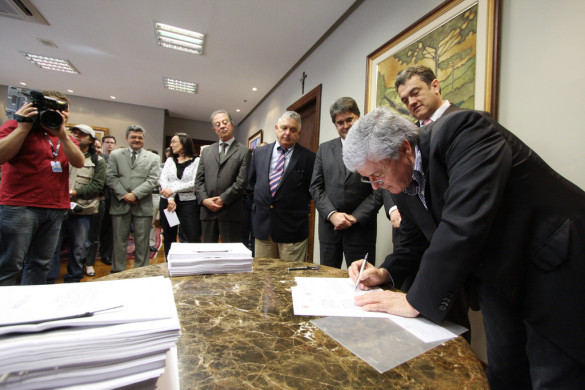 Assembleia assina convênio com a SEAP para realização de perícias médicas dos funcionários