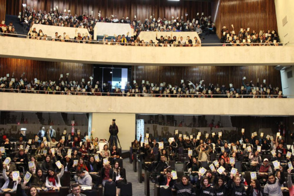 Plenário da Alep é transformado em sala de aula para mais uma edição do projeto "Assembleia no Enem"
