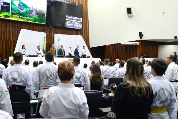 Mestres do Shubu-Dô são homenageados pela Assembleia Legislativa por atuação no esporte e inclusão social