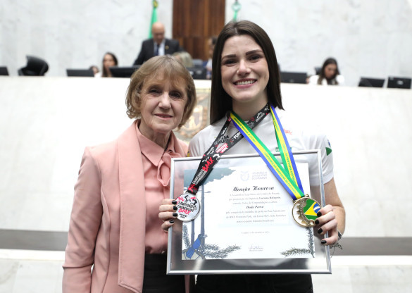 Assembleia Legislativa concede Menção Honrosa à atleta de BMX Duda Penso