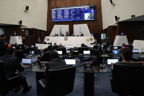 Aprovada revisão de leis para adequar reforma do Governo do Estado