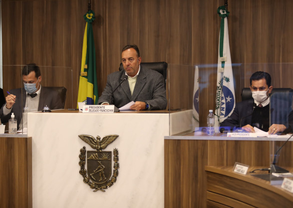 Assembleia inicia debate de projeto sobre 'xepa' da vacina contra a Covid-19