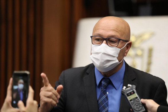 “Estão abusando dos paranaenses”, diz Romanelli sobre aumento da tarifa de pedágio