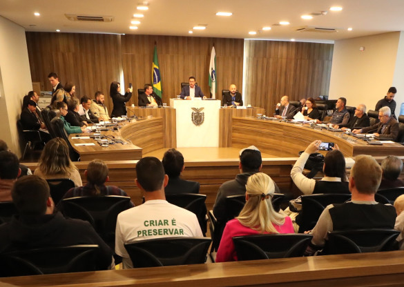 Projeto que trata do manejo e comercialização de animais silvestres divide ativistas e criadores