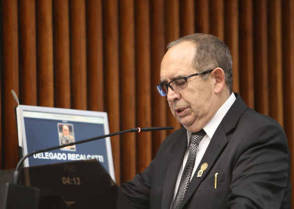 Escrivães começam a ser contratados até o final de setembro