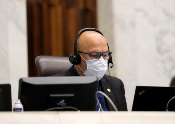 Deputados parabenizam recondução do reitor da UFPR