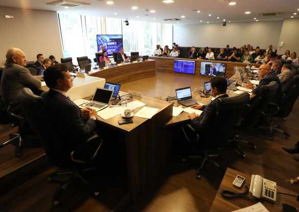 CCJ aprova propostas do Executivo que tratam de segurança hídrica, assis-tência farmacêutica e legislação militar