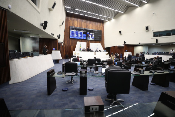Assembleia aprova projeto que permite parcelamento de imposto sobre medicamentos