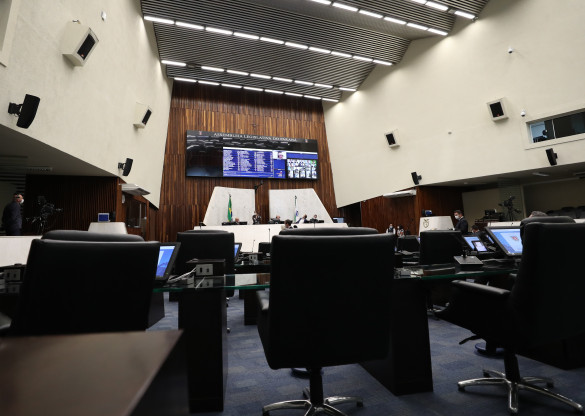 Deputados aprovam novas propostas que beneficiam paranaenses no enfrentamento ao coronavírus