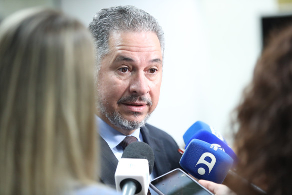 Projeto de lei cobra mais segurança com traves de futebol em espaços esportivos do Paraná