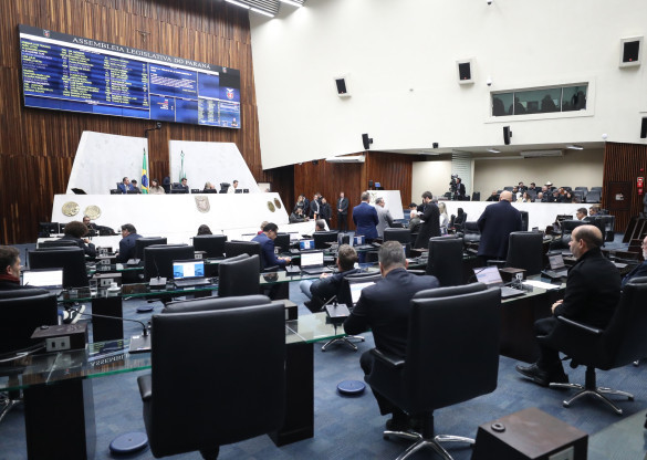 Projetos de reestruturação do Governo encerram tramitação em Plenário