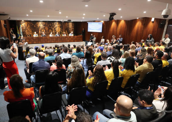 Assembleia destaca importância logística dos Correios para o Paraná