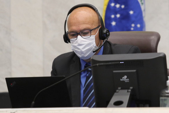 Paraná tem que reagir contra a taxa de outorga no pedágio