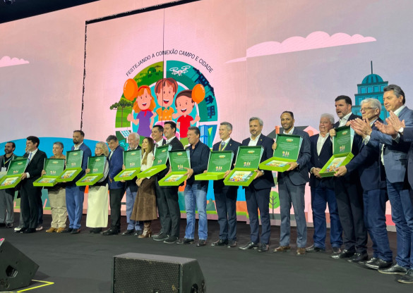 “Conectividade no campo é essencial para desenvolvimento do Paraná”, diz deputado Fabio Oliveira (Podemos), no Agrinho