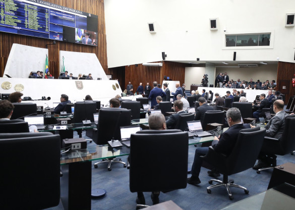 Segue para sanção proposta de reestruturação das carreiras da Polícia Civil do Paraná