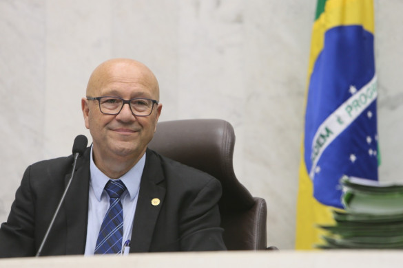 Deputado destaca unidade e parcerias na retomada da economia do Paraná