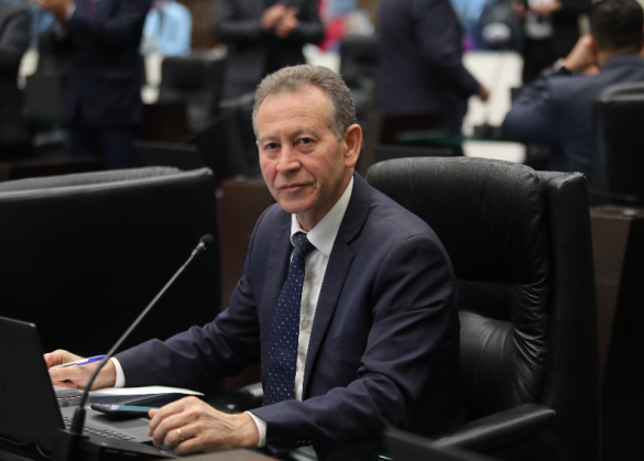 Deputado Professor Lemos (PT) destaca sanção da lei que prevê sala de acolhimento para mulheres vítimas de violência