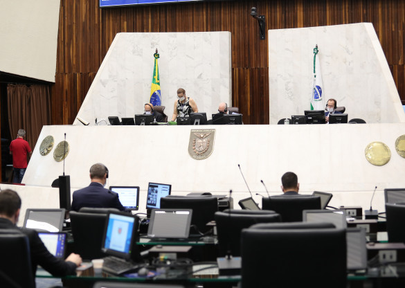 Deputados aprovam PEC que estabelece novo formato de financiamento para construção da ponte de Guaratuba