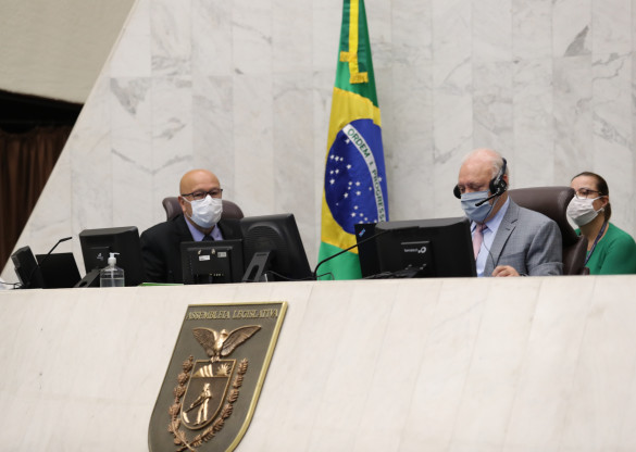 Programa Estadual de Habitação - Casa Fácil Paraná segue para sanção do governador