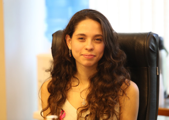 Paranaense mais jovem a assumir como deputada no Paraná, Ana Júlia (PT) traz a experiência do movimento estudantil