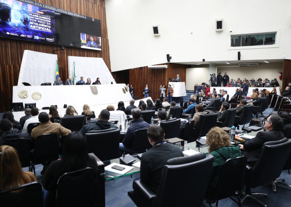 Curso orienta servidores sobre uso da inteligência artificial no planejamento de contratações públicas