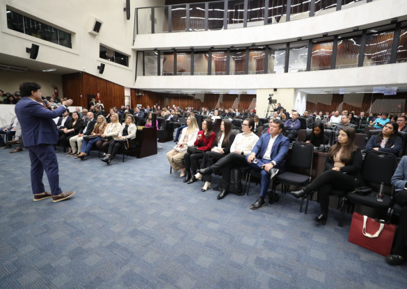 Assembleia Legislativa do Paraná promove palestra sobre Reforma Tributária