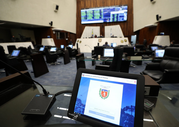 Projeto que institui colégios cívico-militares no Paraná segue em debate na Assembleia Legislativa