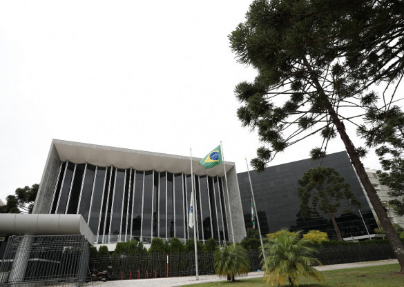 Assembleia Legislativa presta homenagem às vítimas da covid-19