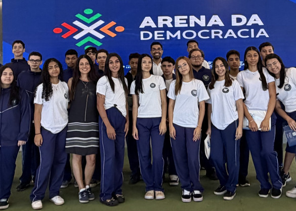 Assembleia Itinerante encerra participação na ExpoParanavaí com mais de mil visitantes e ampla participação da população