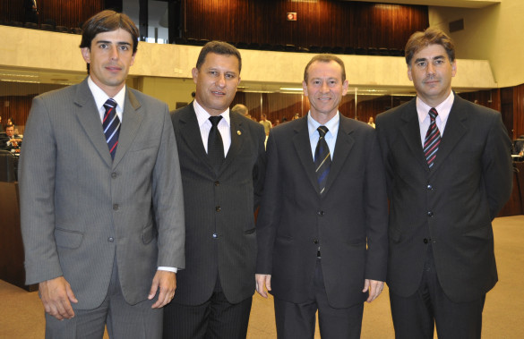 Deputados de Cascavel Elogiam Realização de Sessão Itinerante Na Câmara Municipal