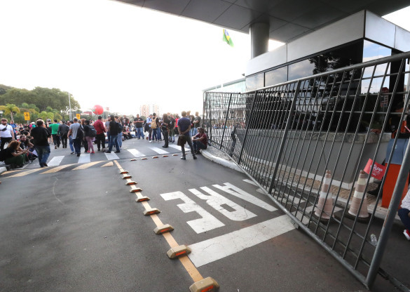Assembleia Legislativa solicita abertura de inquérito para responsabilizar envolvidos nos danos causados pela invasão