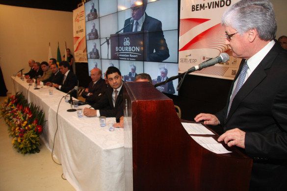 Rossoni destaca papel fiscalizador do rádio em Congresso da AERP