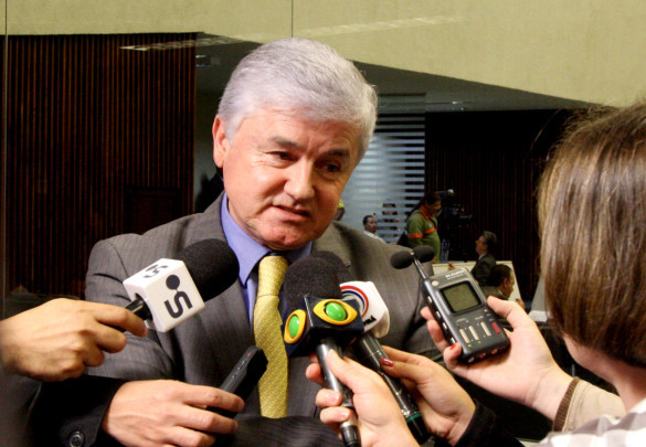 Relatório aponta que 64% das aposentadorias da Assembleia não passaram pelo TC