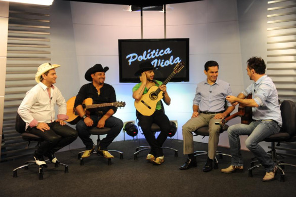 Marcio Pacheco, policial e músico, no Política e Viola
