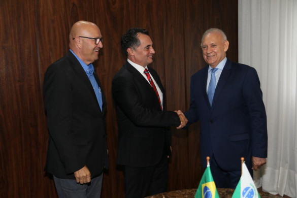 Assembleia e Judiciário firmam parceria para realizar o "Rolê Cívico Paranaense"