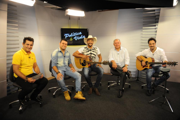 Schiavinato fala de família e trabalho no "Política e Viola" deste sábado (5)