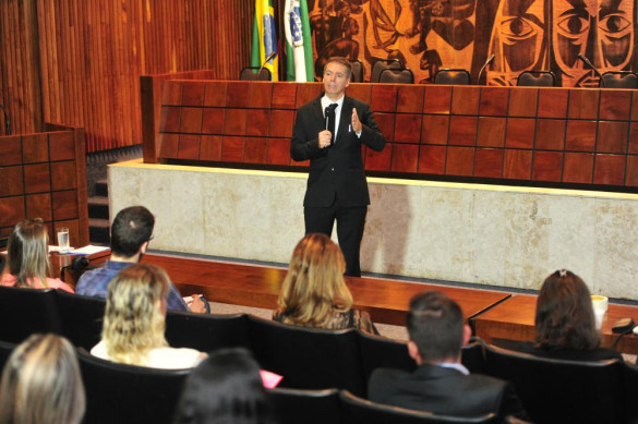 Palestra promovida pela Escola do Legislativo aborda questões de Ética Pública