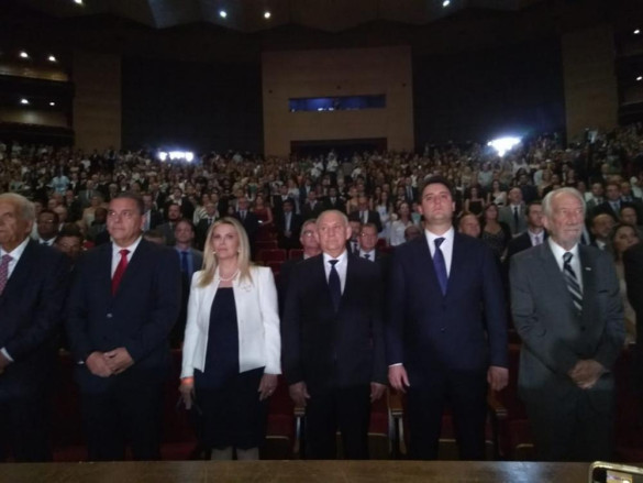Governador e vice, senadores e deputados eleitos em outubro são diplomados pelo TRE-PR
