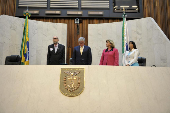 Assembleia faz sessão solene para marcar encerramento do Agosto Azul