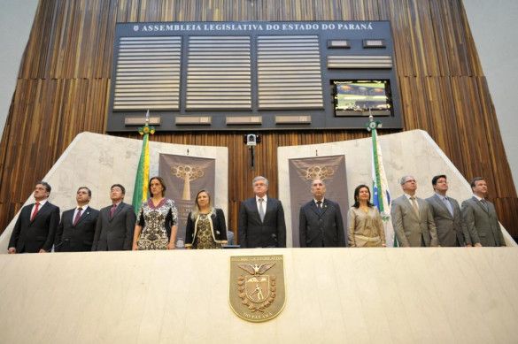 1º Prêmio Gestor Público do Paraná é entregue durante solenidade na Assembleia Legislativa
