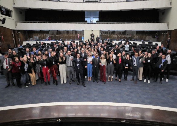 5ª edição do Parlamento Universitário termina com jovens engajados para entrar na vida pública
