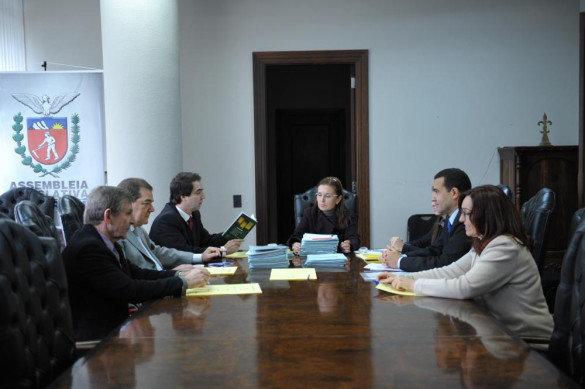 Comissão Especial começará a ouvir candidatos à vaga do Tribunal de Contas na segunda-feira (8)